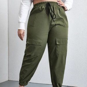 Shein Plus Knot Front Flap Pocket Cargo Pants